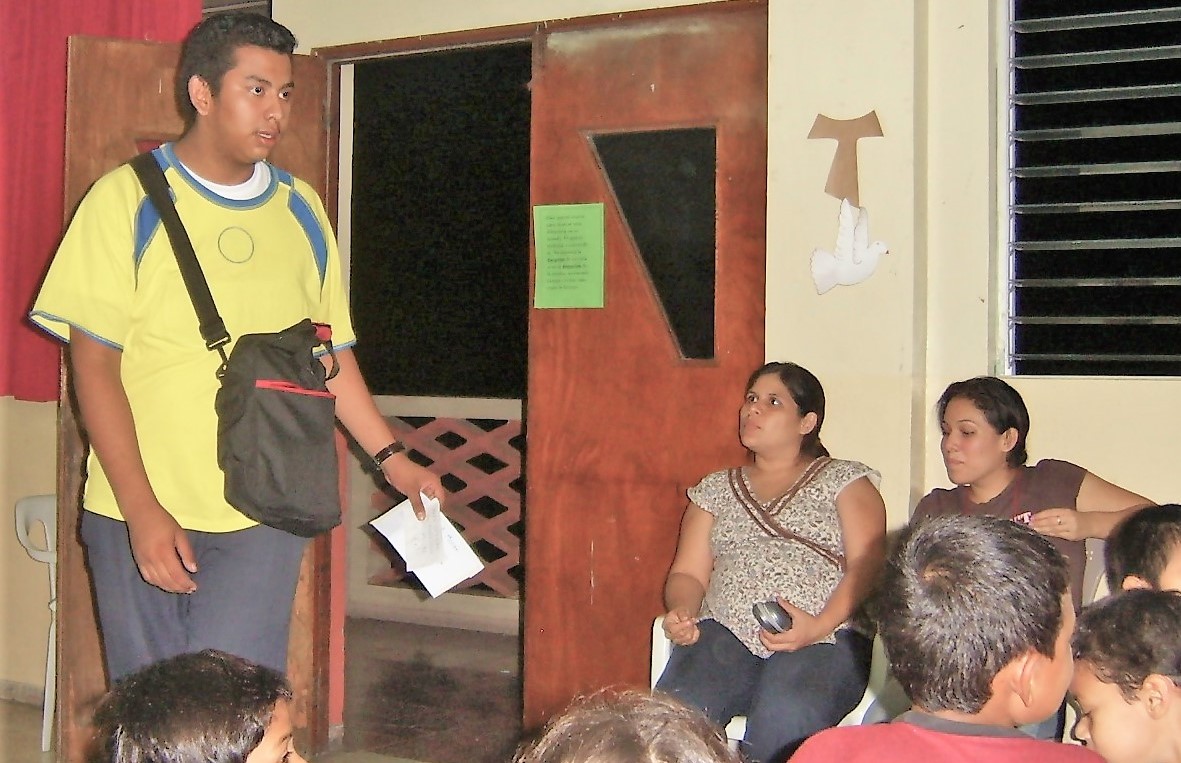 William Quijano: ein Jugendlicher aus El Salvador, der die Kinder der Schule des Friedens liebte